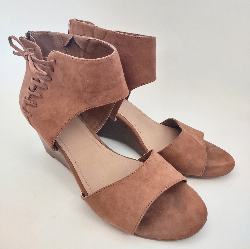 Torrid Women's Sandals Open Toe Wedges Brown Sz 10.5 Wide Camel Tan Ankle Strap